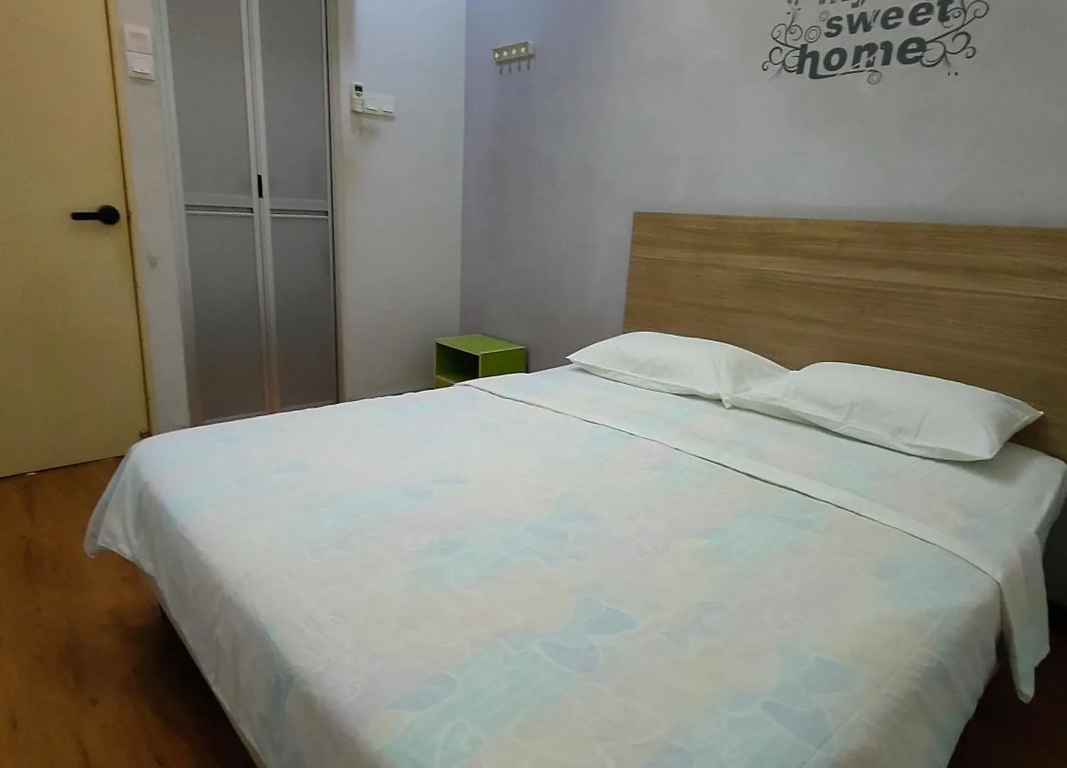 Mlk Home Service Apartment Malacca Homestay